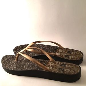 Ipanema Grendene Flip Flop Sandals Gold Size 10